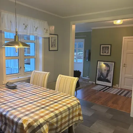 Fjaerestua Appartement Hitra