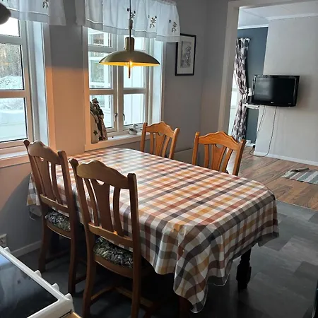 Fjaerestua Appartement *