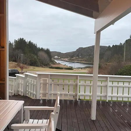 Fjaerestua Appartement Hitra